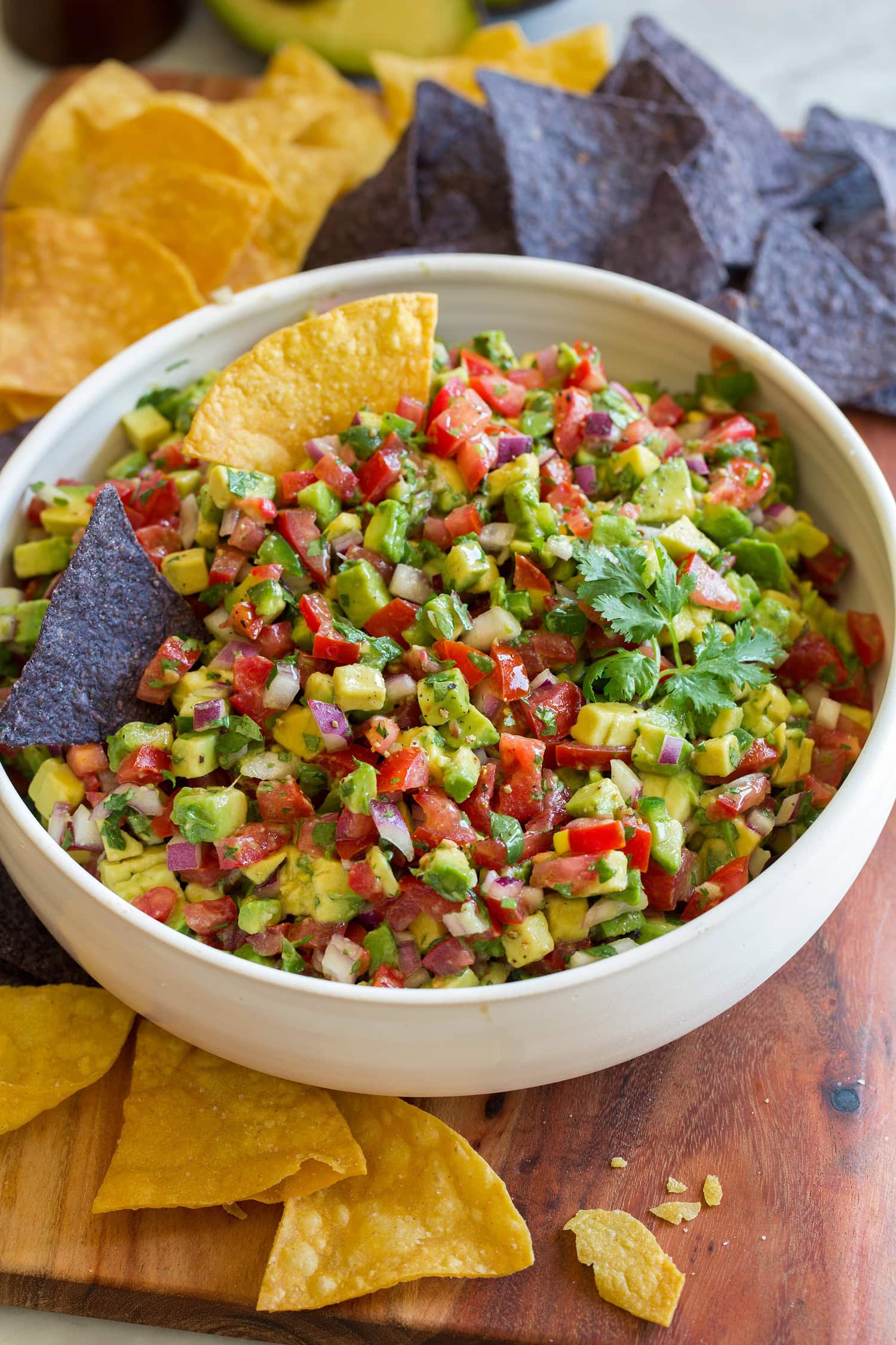Make Fresh Avocado Salsa in Minutes: Easy & Zesty Recipe